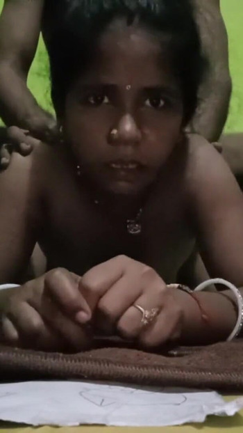 Detik menawan dari "video panas bhabhi India cudai"