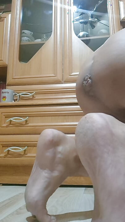 Pumpanje rupe pretvara se u natečenu pičku