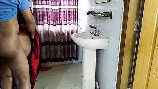 Pakistani Sexy Stepaunty Stand Front of Mirror & Hair Combined Then a Guy Fucks Her on Valentine's Day