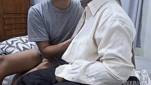 Tesettürlü kız kardeşimin amcığını nasıl düzgünce yalarım - minokiiko