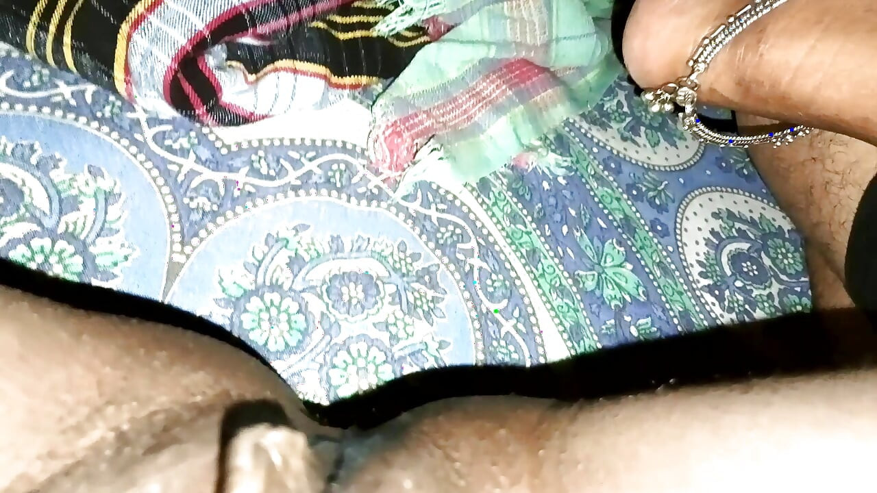 Tamil Beautiful Married Wife Hot sucking boyfriend fucking nicely pussy creampie