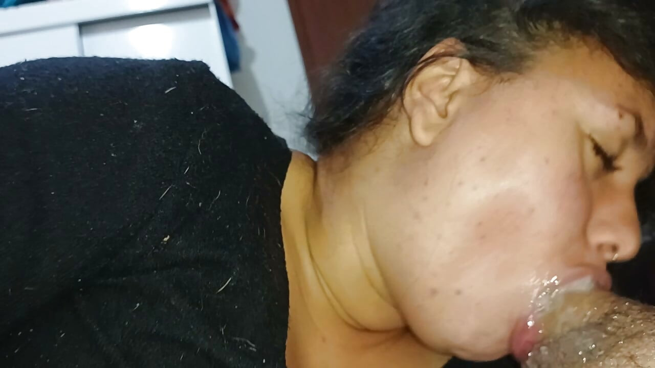 CREAMPIE ON THIS NAUGHTY BITCH'S FACE