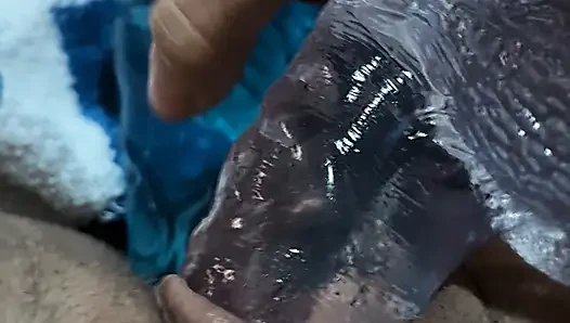 Tante Seksi Lagi Asik Masurbasi Pakai Dildo Baru Solo