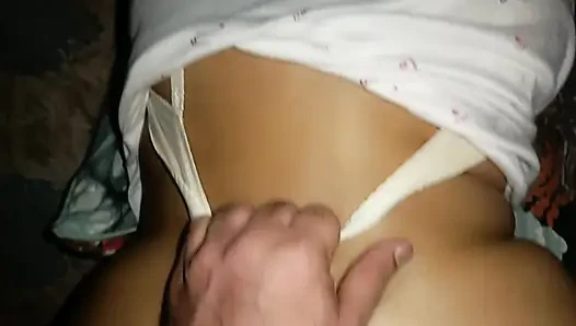 Stiefschwester Ko Chood Diya spät in der Nacht
