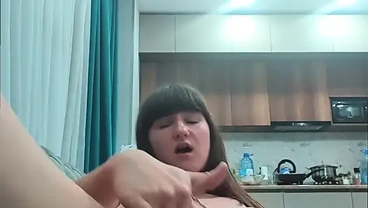 Gadis amatir sange 18 tahun muncrat tanpa henti menjepit puting plug anal masturbasi hardcore bdsm