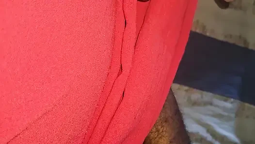 My girlfriend comes to spend the night at my house and takes my dick
