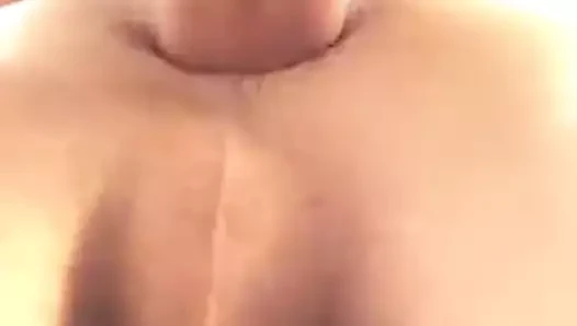 Twink slaytlar büyük horoz içine bir sıkı delik