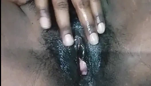 Desi stiefmutter Volle nide pisse fingert und zeigt Milch in titten