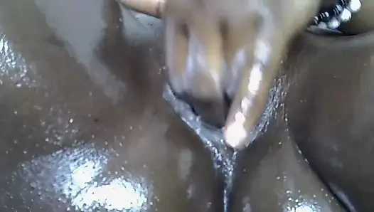 Я хочу немного хуя на моей киске