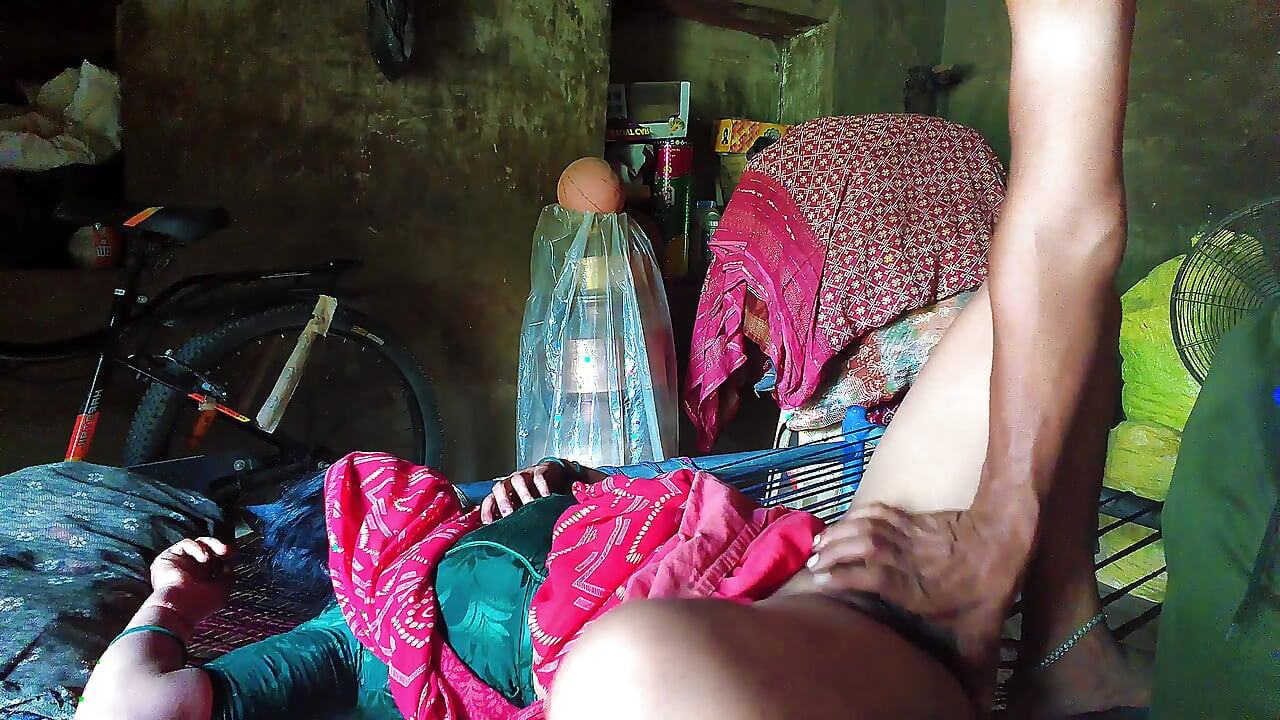 Beautiful Indian Desi mom first time home Sex by StepSon Anal Hardcore Xxx Video in Hindi Audio