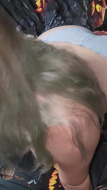 Mächtiger moment aus "Blonde Beauty Unleashed: Lutschen und Gesichtsbesamung in Bh und höschen!"