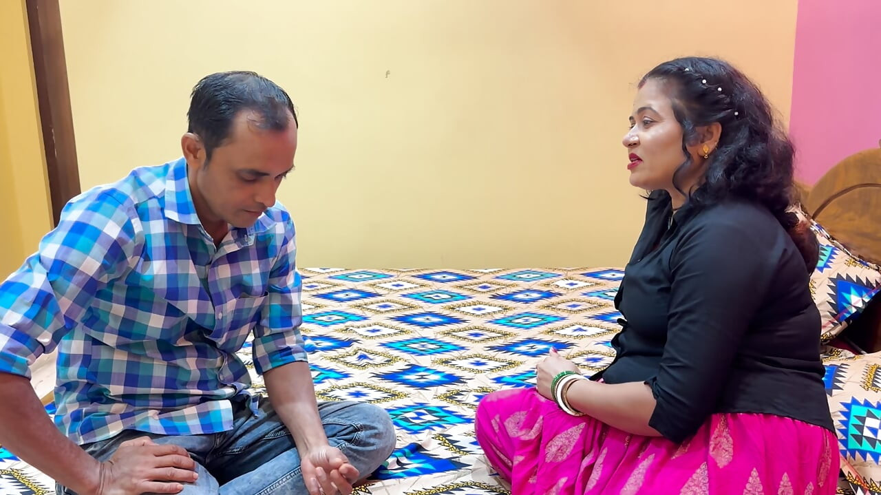 Big penis debour ji ne mouka milte he bhabi ko pussy main kiya ungli or bhabi ne pilia pussy ros