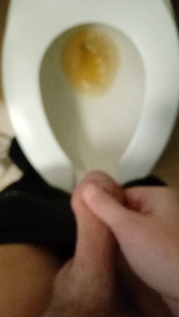 18 year old nerd pissing from his hot and big cock