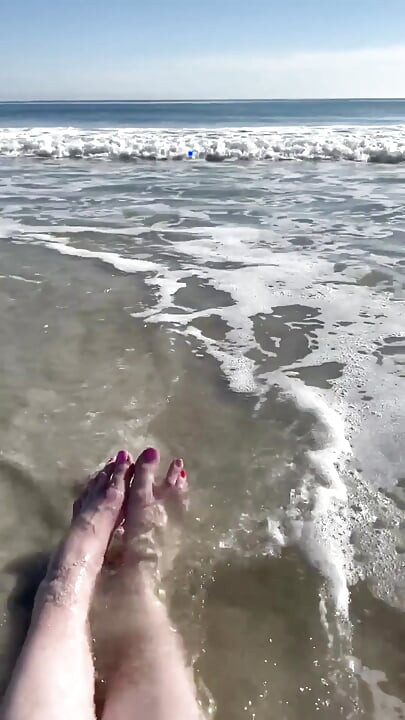 Waves Crashing on Size 16 Feet & Legs