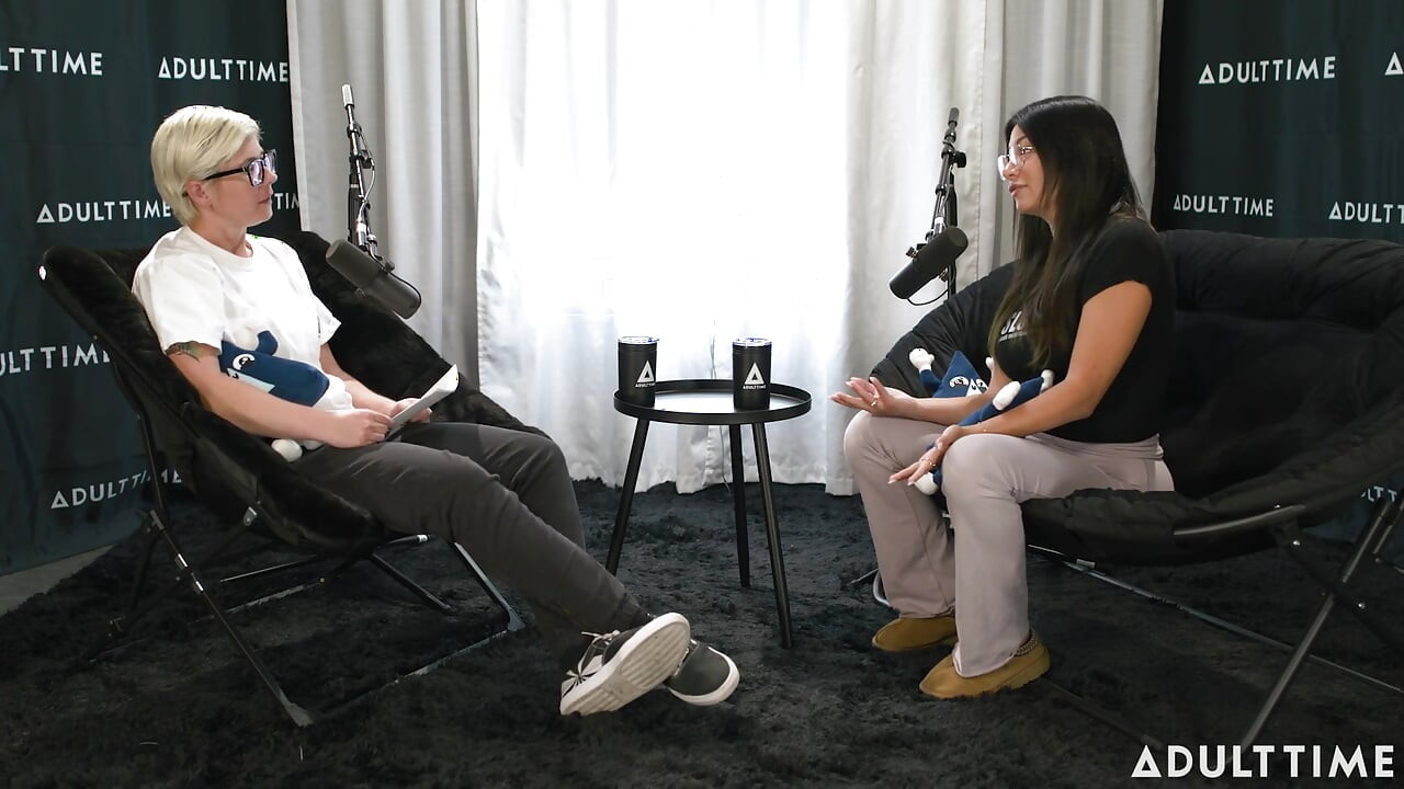 Cami Strella Surviving a Cult, Tiktok Fame & Non-monogamy the Adult Time Podcast