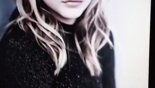 Chloe Moretz boşalma anısına 2