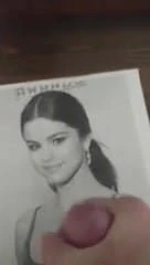 Hołd dla Seleny Gomez 3