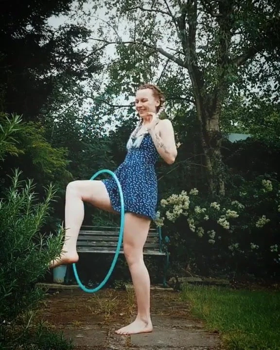 Buttaface girl hula-hooping 2