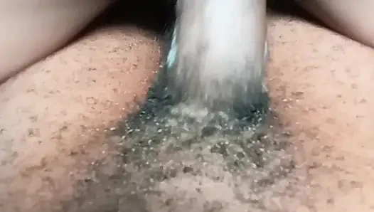 Memek diregangkan dari belakang