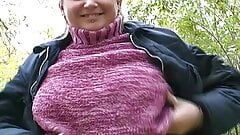 Сексуальной немецкой толстушке опрыскивают ее очко спермой в видео от первого лица