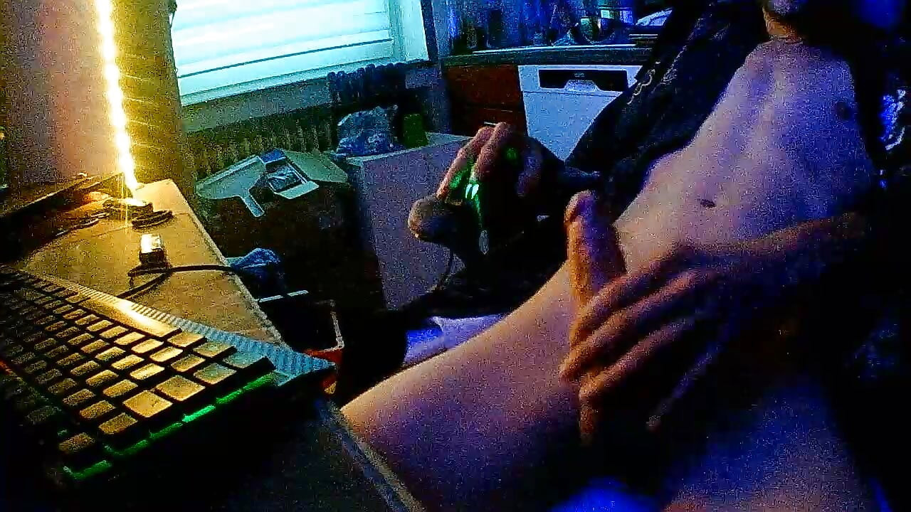 Play around on me horny