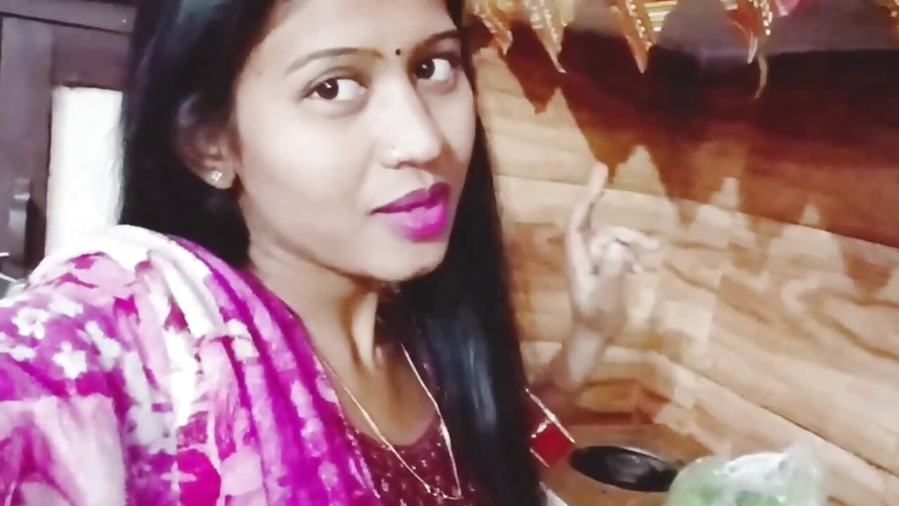 Ny indisk bangla super vacker tjej romantisk och knappast jävla video. (Full Bangla röst)