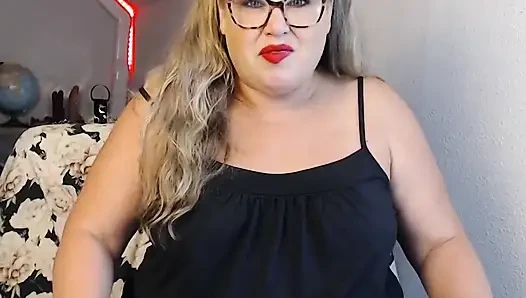 Lilys küçük kaltak, iri güzel kadın olgun edepsizce konuşuyor