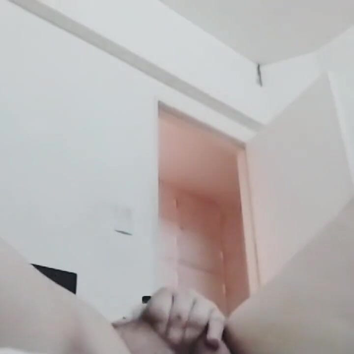 Double Amputee Masturbates and Squirts