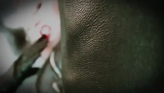 Zwischen ihren strumpfhosen, bevor du deinen kopf zermalmt