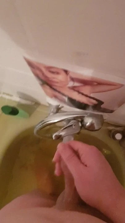 Tribut in the shower