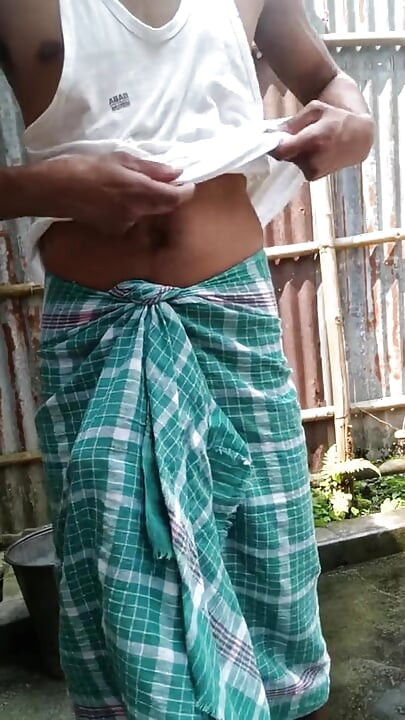 देसी भारतीय लड़के हस्तमैथुन करते हैं