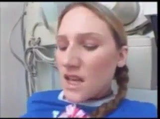 Nmln彼女は医者から欲しいものを手に入れる！