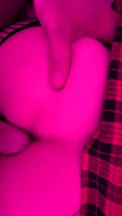 Ateşli evli kadın tutkulu misyoner ve domaltarak derinden sikiliyor - sırılsıklam ve yüksek sesle inliyor!