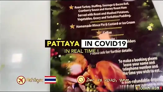 Johntronx - ateşli ince Asyalı bebek kıllı amında sert bir yarağı seviyor