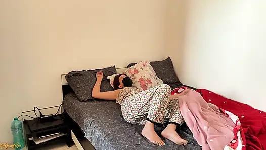 Жизнь с твоей газовой подругой: день, полный, 4K