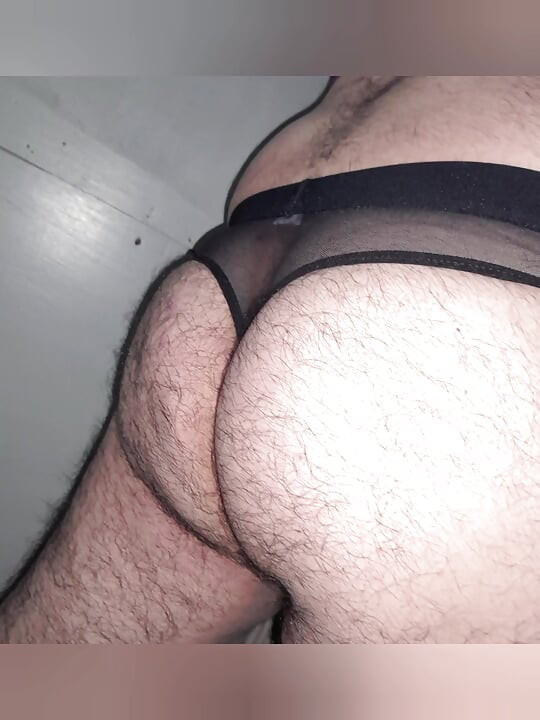 Gute Masturbation bis ich komme, in transparentem schwarzem Faden