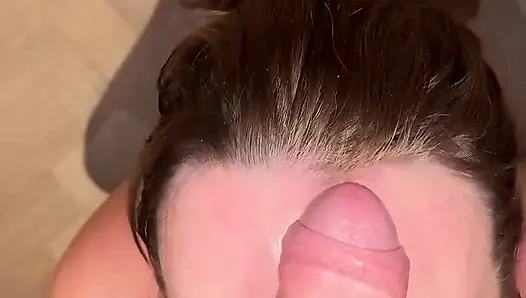 POV - Schlampiger blowjob von der vollbusigen rothaarigen zoe grey zeigt das riesige abspritzen auf ihrem gesicht