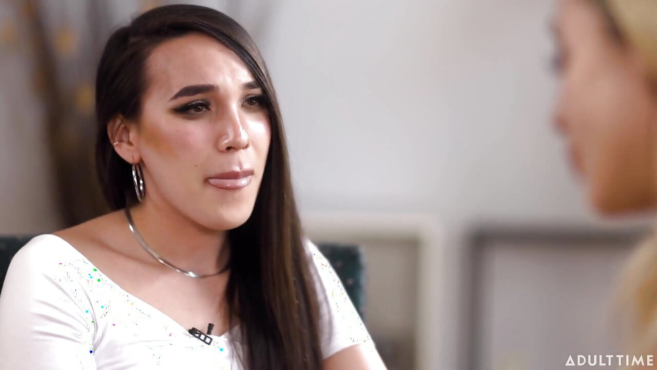 Transfix - Iskrena ispovijest Aidena Ashleyja u intervjuu s Kasey Kei rasplamsava strastveni seks