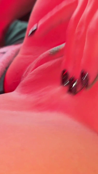 The plump big pussycat loves being spanked | Clip 2
