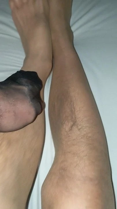 Tan pantyhose rub