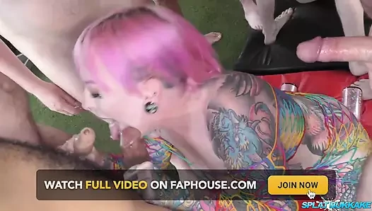 Выдающийся шаловливый буккаке с татуированными шлюшками Rosa и Piggymouth