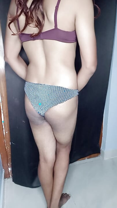 Eu amo minha madrasta com calcinha e a noite toda