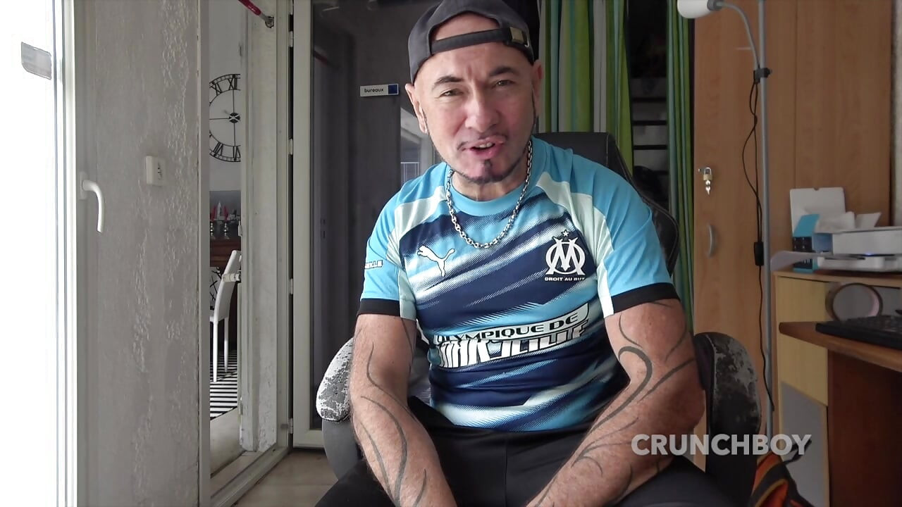 أماتور الإباحية مع مثير twinks fcking سرج ونائب الرئيس في الداخل بمفاجأة