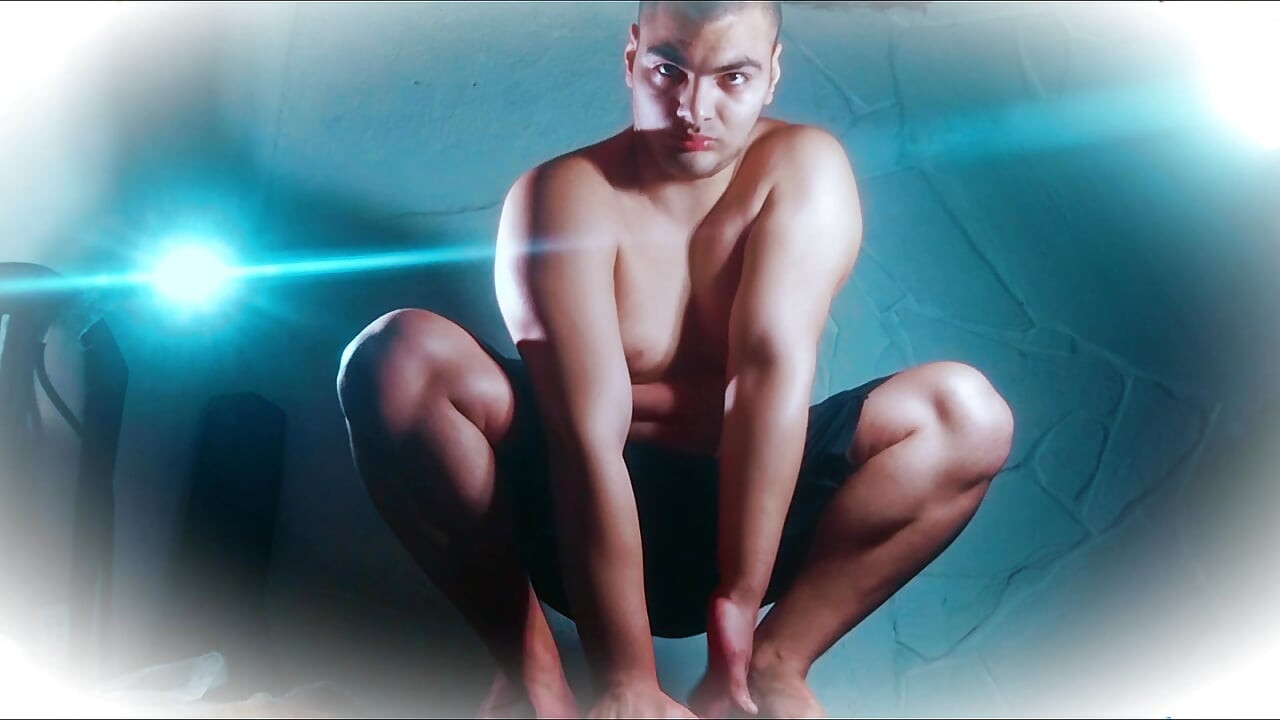 Cristopher Rebellato Alexis - 18 Centimeter Penis Masturbation