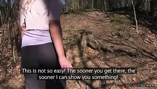 Girlfriends XXX - eine Wanderung führt zum lesbischen sex muschi fingern und muschi lecken im park
