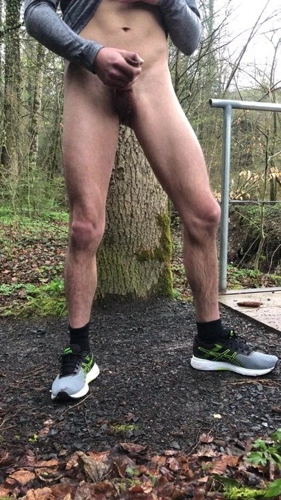 Forest cumshot