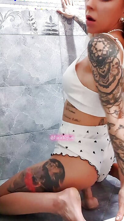 Cute babe deepthroats big dildo, intense riding with fake cum play and messy orgasm