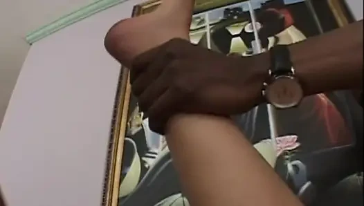 Kirli Orospu Büyük Lezzetli Bir Penis Sürüyor (Film)