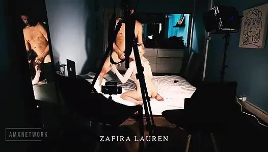 Hinter den kulissen mit Faphouse-model zafira lauren