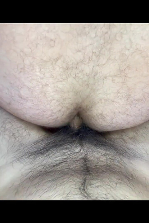 A Perfect Threesome: a Well-endowed Daddy, a Hungry Vers and Me.